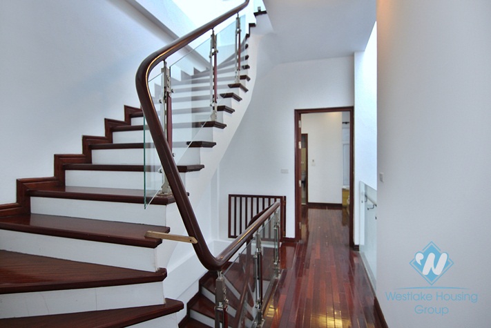 05 bedrooms, cosy house for rent in Tay Ho St, Tay Ho District, Hanoi, Vietnam.